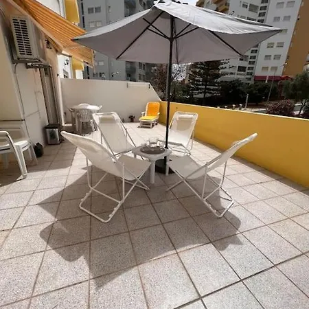 Apartamento T1/piscina Na Praia Da Rocha * Portimão